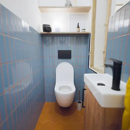 Apartment Symphony Close To The Historic Center With Self Check In Plzen